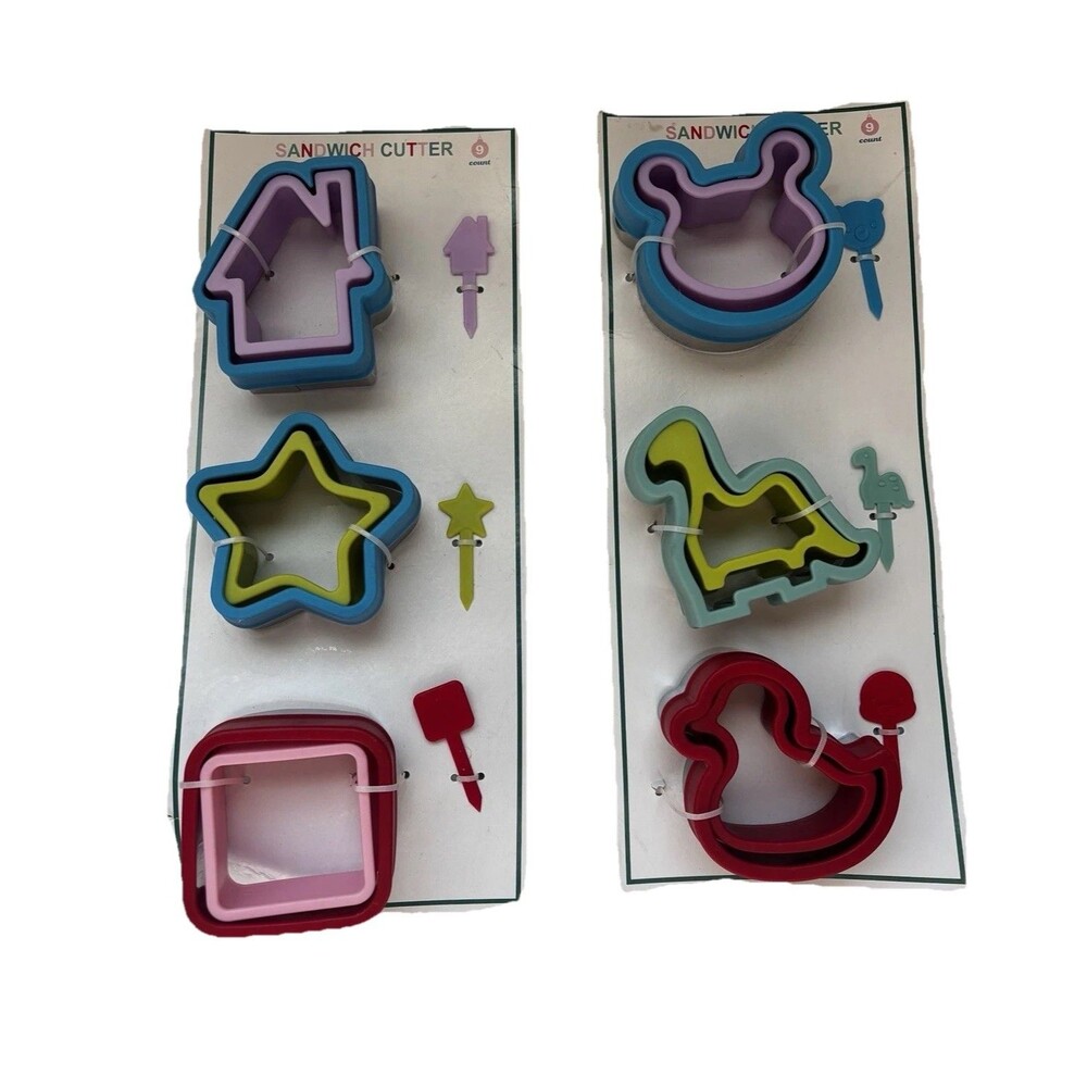 Target Bullseye Kids Sandwich Cutter Set 2 9pc NWT House Star Dinosaur Horse